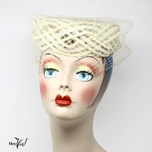 Vintage 1950s 3" High Ivory Mesh Ring Pillbox Hat w Ribbons and Veil - Hey Viv